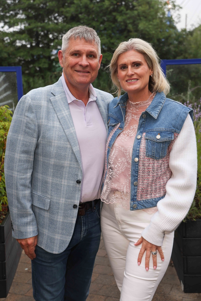 Deirdre Giblin, Jim Deeley