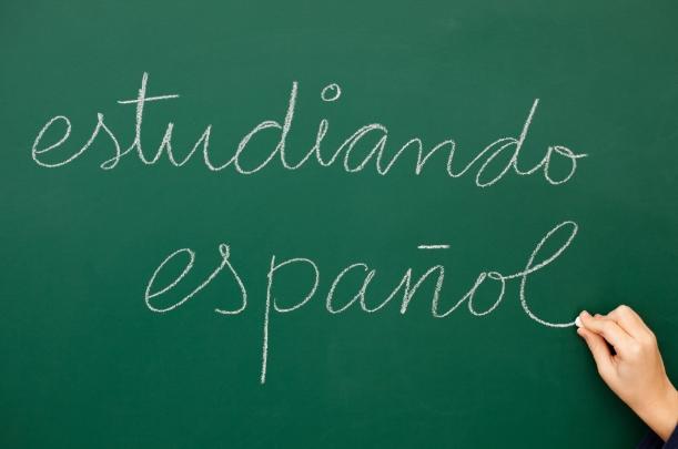 estudiando espanol