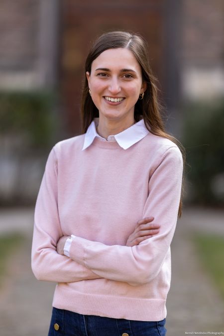 Rosenn Nicolas with folded arms