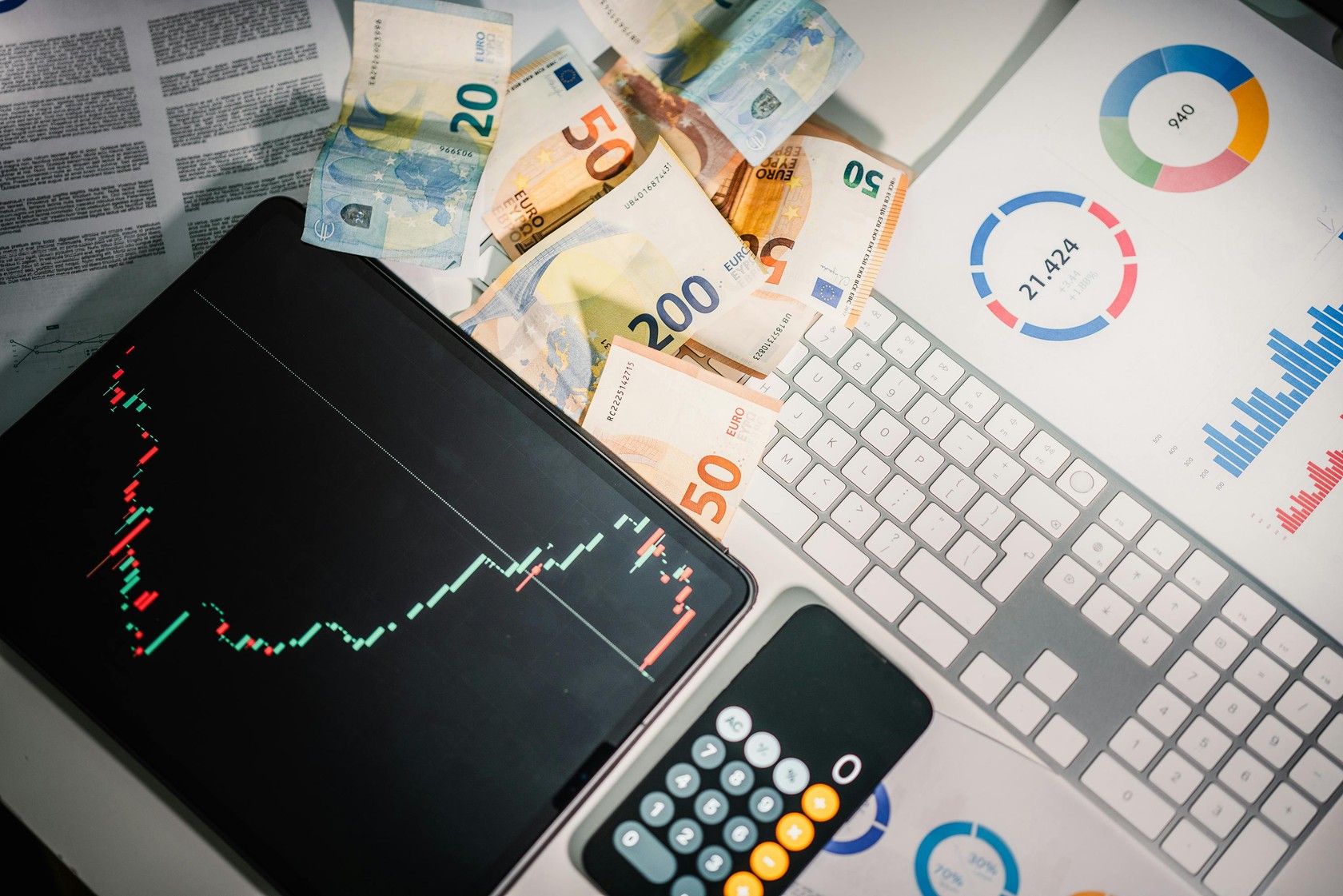 Explore practical activities and guidance to help you understand budgeting, spending and managing your money
